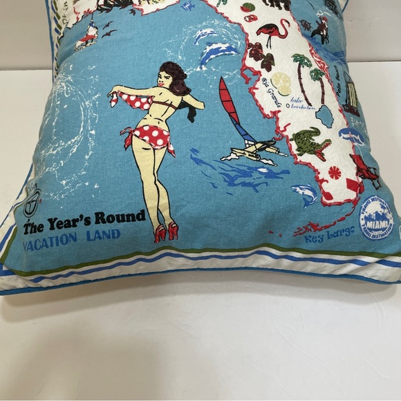 RETRO EMBROIDERED FLORIDA MAP ACCENT PILLOW - Picture 3 of 5